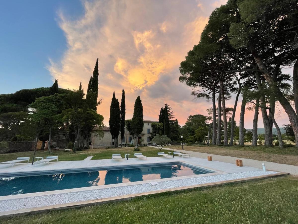 La Pavoyere Hotel Mormoiron Bagian luar foto